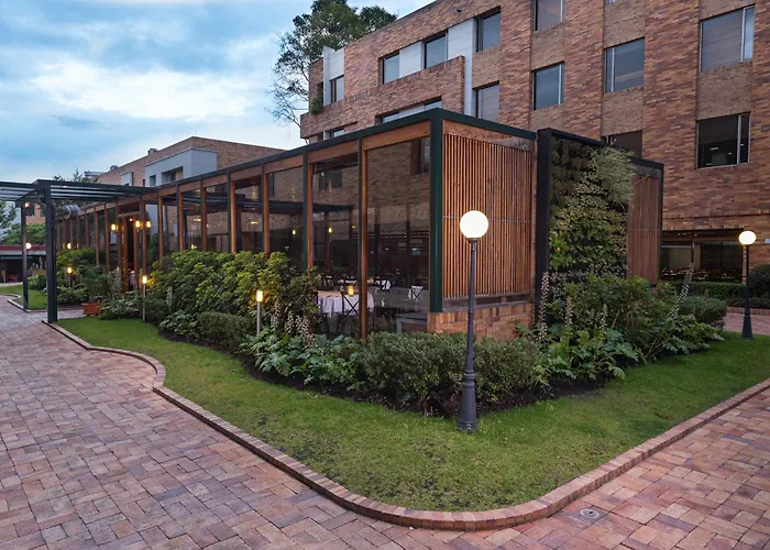 Habitel SelectAirport Hotel